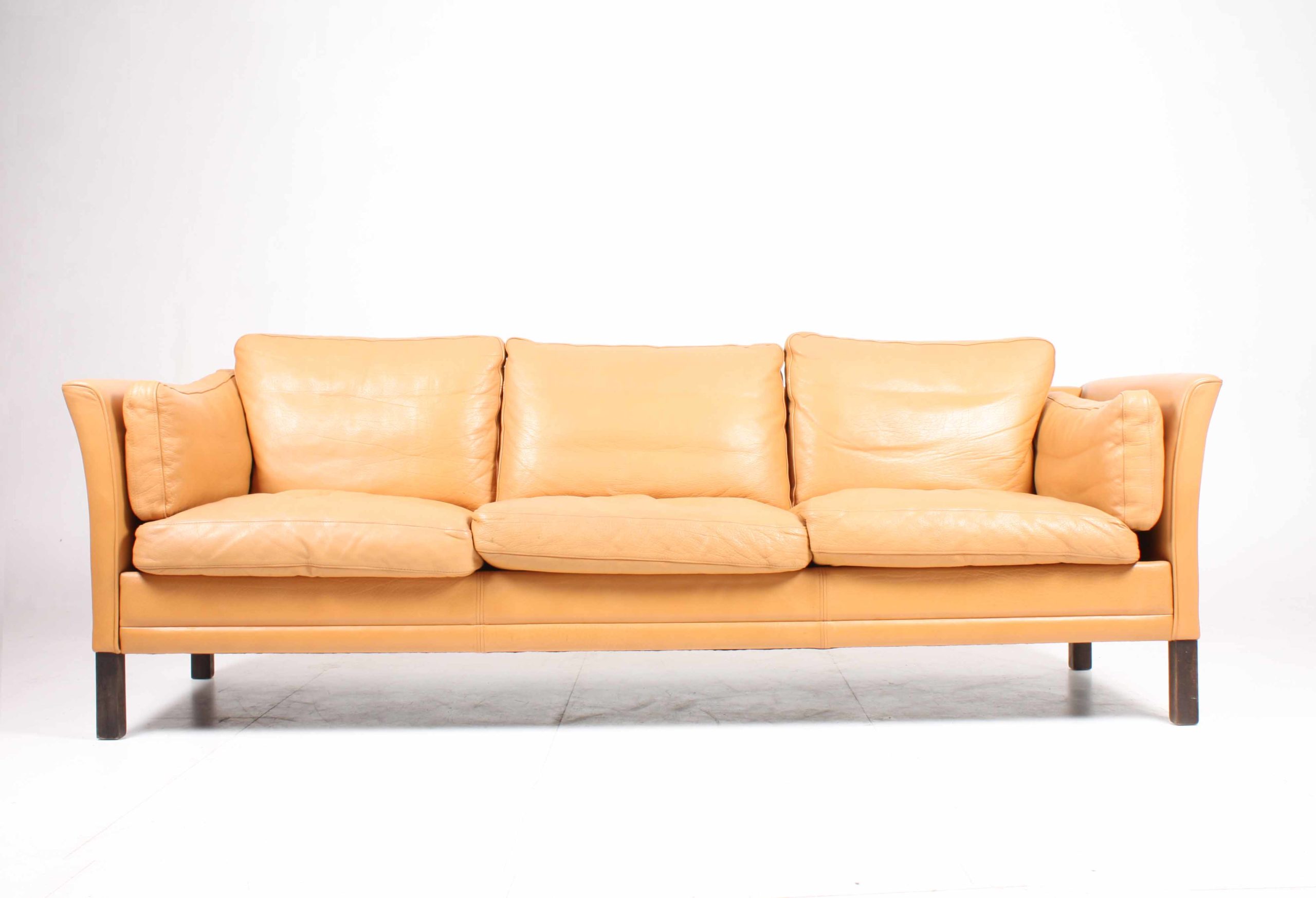 softline danish leather trellis sofa