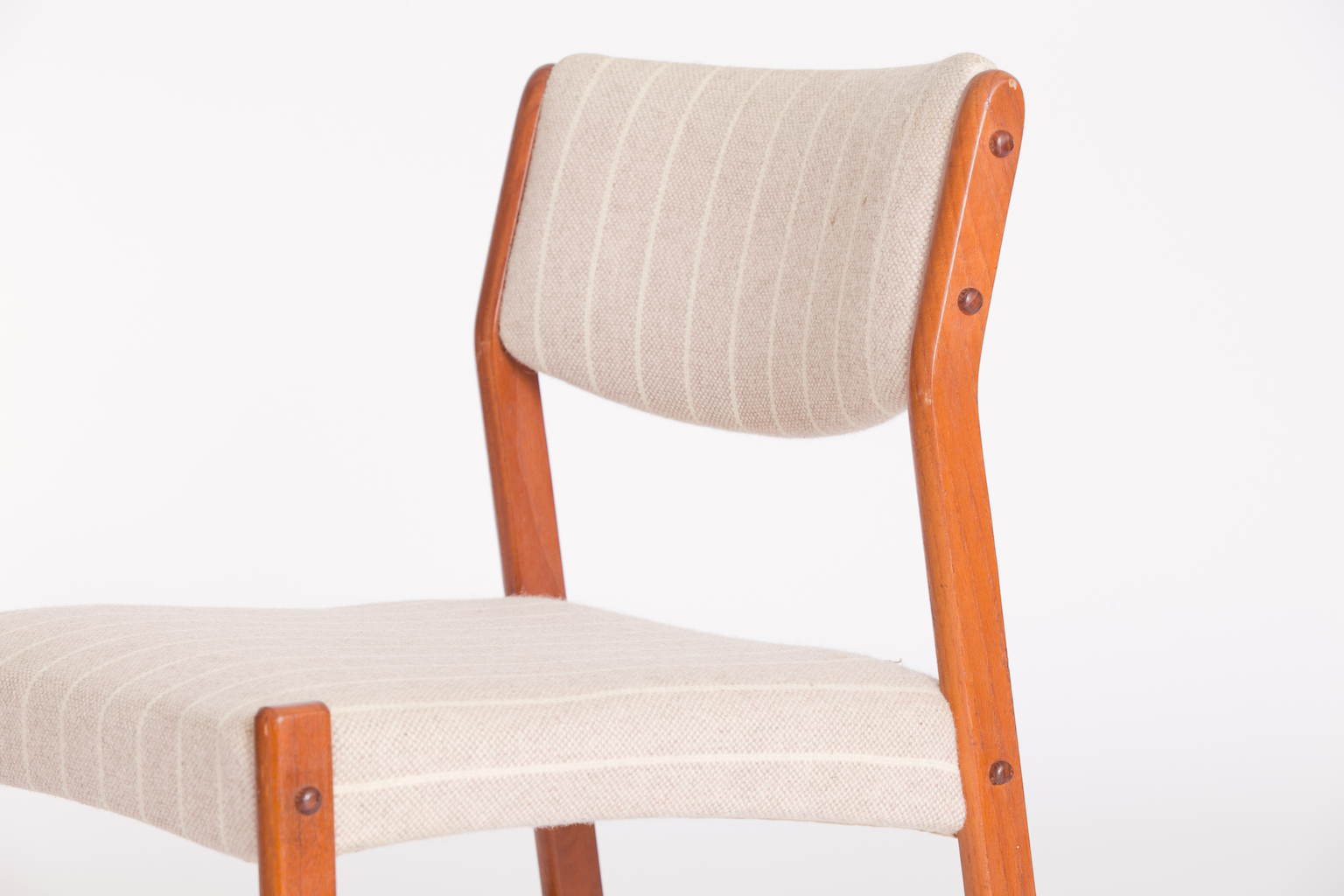 Danish teak dining chair - Vampt Vintage Design