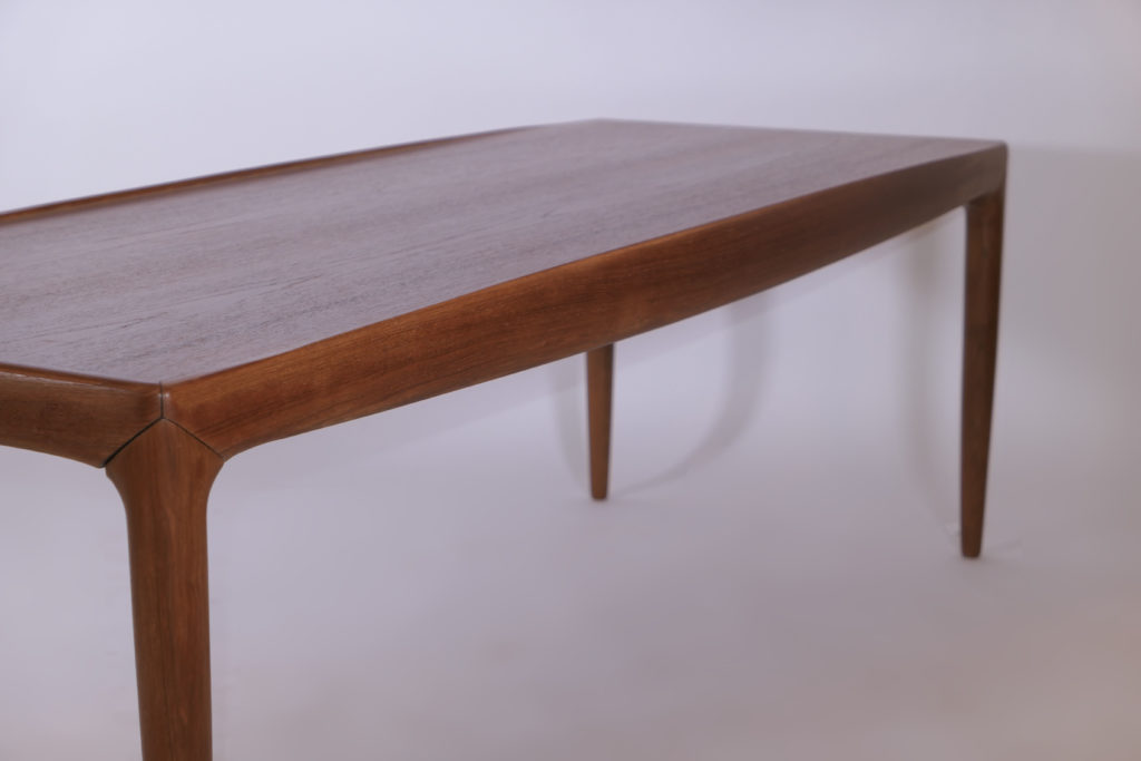 Johannes Andersen Teak Sofa Table - Vampt Vintage Design